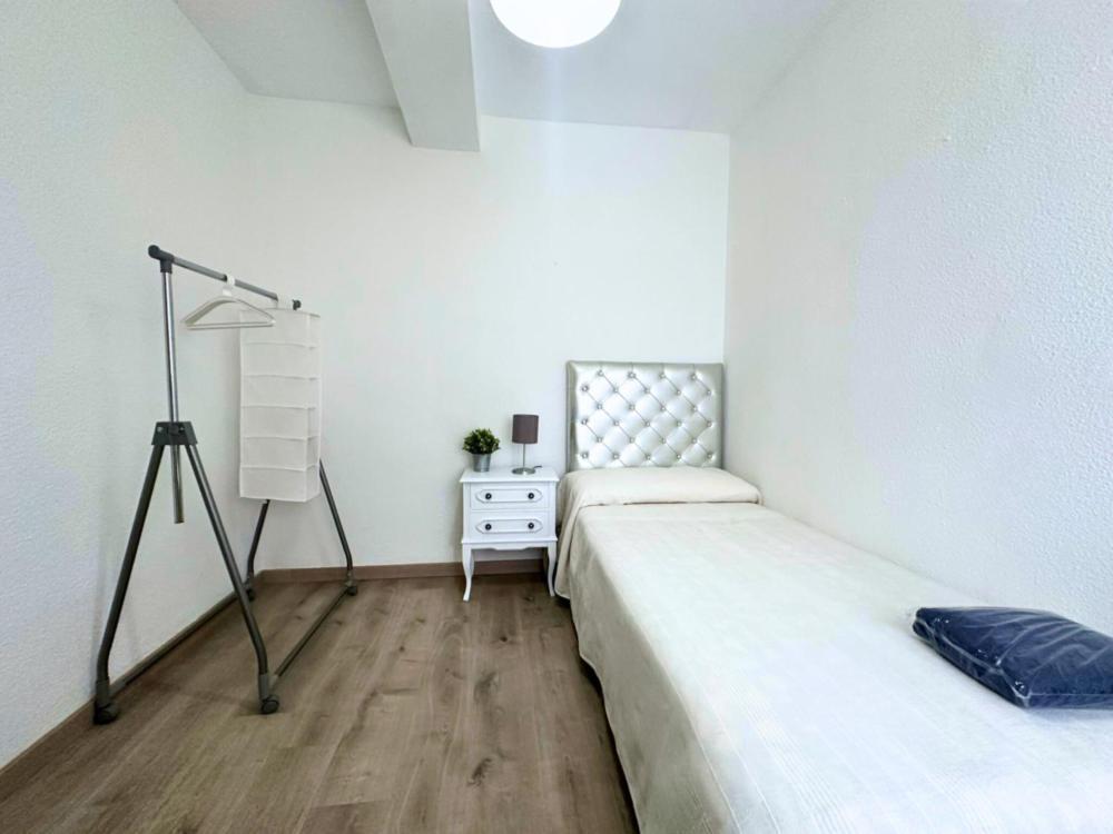 Apartament Dos Torres Frodo - Estacionamiento Privado Gratuito Saragossa Zewnętrze zdjęcie