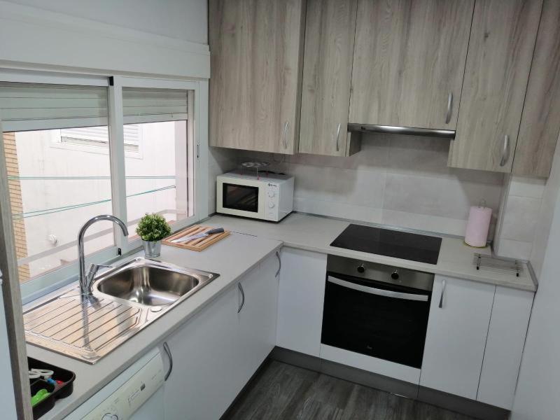 Apartament Dos Torres Frodo - Estacionamiento Privado Gratuito Saragossa Pokój zdjęcie